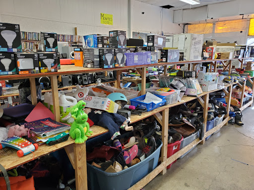 Thrift Store «Secondhand Affordables Thrift store», reviews and photos, 14011 Pacific Ave S, Tacoma, WA 98444, USA