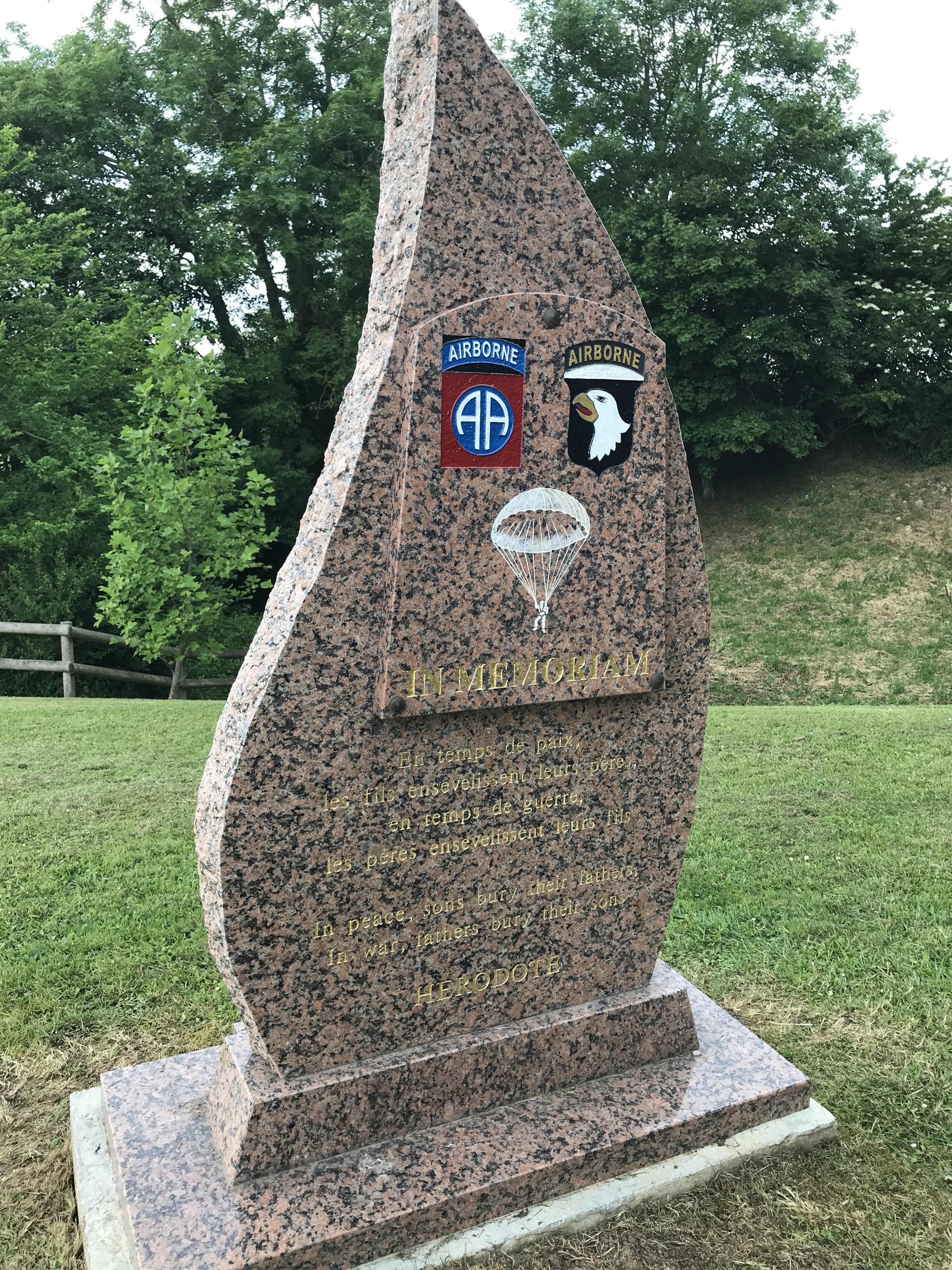 Photo n° 27 de l'avis de Terry.a fait le 06/08/2019 à 22:49