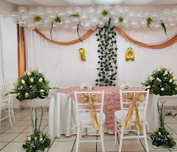 Salón de María photo