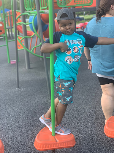 Water Park «Leon Corlew Park & Splash Pad», reviews and photos, E Schwarz St & S Main Street, Edwardsville, IL 62025, USA