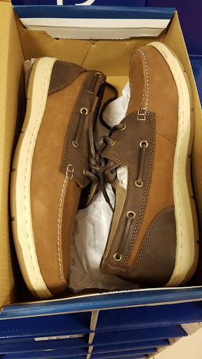 Shopping Mall «River Oaks Center», reviews and photos, 96 River Oaks Center Dr, Calumet City, IL 60409, USA