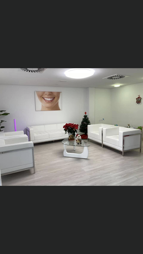 Policlínica Dental Abanilla - Antoliano Ruiz en Abanilla, Murcia