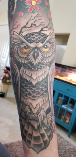 Tattoo Shop «High Spirits Tattoo Co», reviews and photos, 5100 W Commercial Blvd #10, Fort Lauderdale, FL 33319, USA