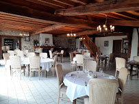 Atmosphère du Restaurant Auberge la Baquère à Préneron - n°19