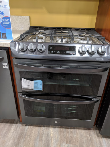 Electronics Store «Best Buy», reviews and photos, 15854 South La Grange Road, Orland Park, IL 60462, USA