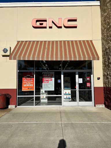 GNC, 140 Nut Tree Pkwy, Vacaville, CA 95687, USA, 