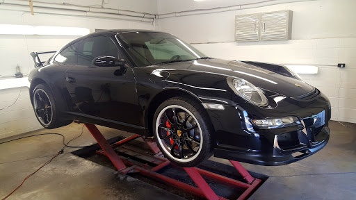 Used Car Dealer «Premier Sports Cars», reviews and photos, 1950 E Chestnut Expy, Springfield, MO 65802, USA