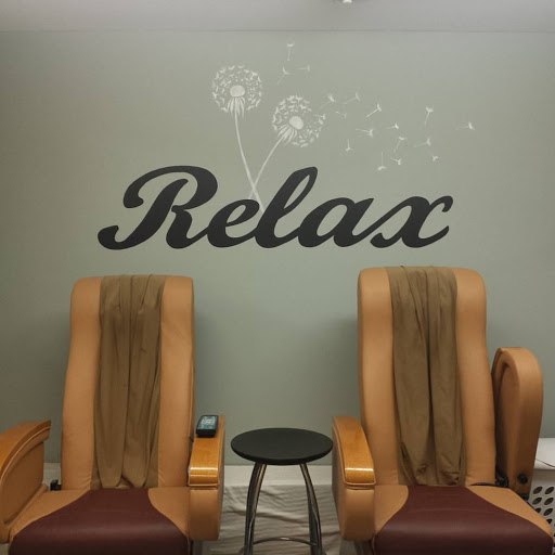 Beauty Salon «Head First Salon and Spa», reviews and photos, 505 Elm St, Wamego, KS 66547, USA