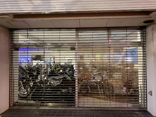 BMW Motorrad ディーラー Motorrad Haneda