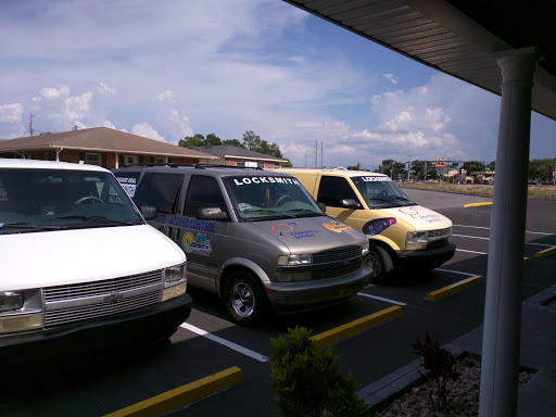 Locksmith «A Square Deal Locksmith», reviews and photos, 1421 Commercial Park Dr #3, Lakeland, FL 33801, USA