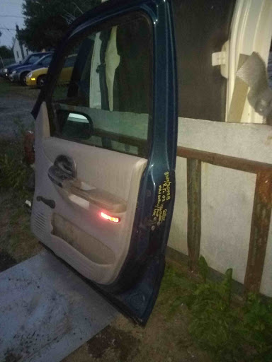 Tire Shop «Gothard Auto Wrecking», reviews and photos, 7264 Akron Rd, Lockport, NY 14094, USA