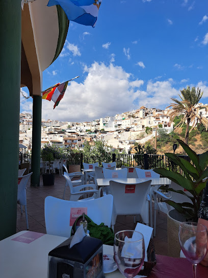 RESTAURANTE CASA NELLY ÁLORA