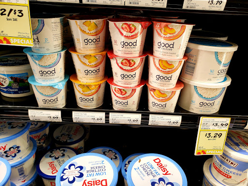 Grocery Store «Fresh Thyme Farmers Market - Kirkwood MO», reviews and photos, 1018 N Kirkwood Rd, Kirkwood, MO 63122, USA