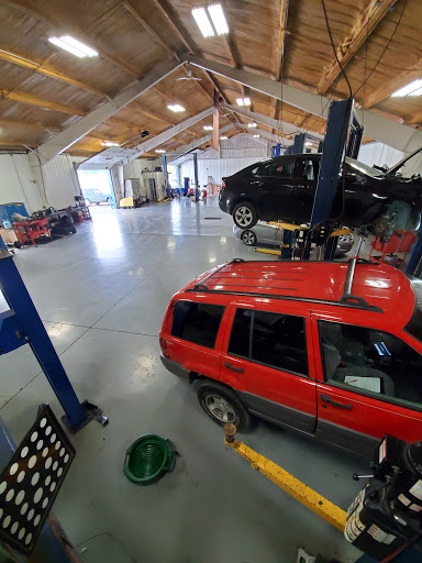 Auto Repair Shop «HK Auto Repair Center», reviews and photos, 420 Jonesville Rd, Columbus, IN 47201, USA