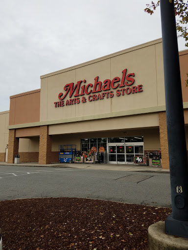 Craft Store «Michaels», reviews and photos, 1455 University Dr, Burlington, NC 27215, USA