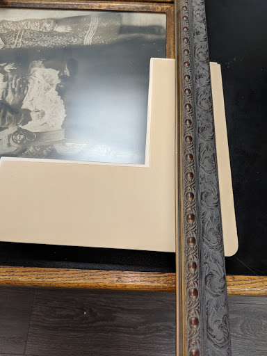 Picture Frame Shop «Abbot Art Picture Frames and Giclee Printing», reviews and photos, 44 Central Dr, Farmingdale, NY 11735, USA