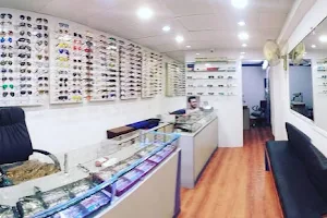 Sumeet Opticals & Eye Care / Best Optical In Latur image