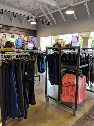 Shopping Mall «Folsom Premium Outlets», reviews and photos, 13000 Folsom Blvd, Folsom, CA 95630, USA