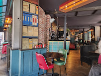 Atmosphère du Restaurant Café Le Quartier Général à Paris - n°3
