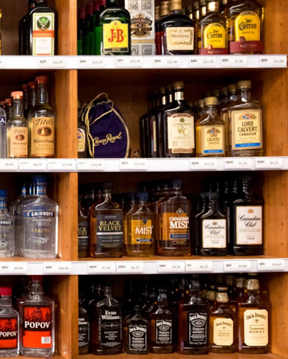 Liquor Store «Southgate Liquors», reviews and photos, 842 Suffield St, Agawam, MA 01001, USA