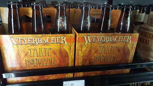 Oyster Bar Restaurant «Triton Craft Beer and Oyster Bar», reviews and photos, 308 Centre St, Beach Haven, NJ 08008, USA