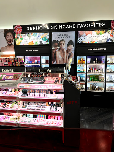 Cosmetics Store «SEPHORA», reviews and photos, 2414 E Sunrise Blvd #2204, Fort Lauderdale, FL 33304, USA