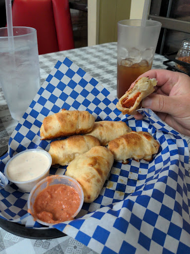 Pizza Restaurant «Broken Stone Pizza Co», reviews and photos, 809 Sidney Baker St, Kerrville, TX 78028, USA