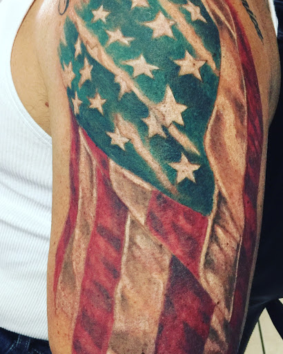 Tattoo Shop «Drastic Tattoo Body Piercing», reviews and photos, 136 Newbury St, Peabody, MA 01960, USA