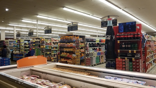 Grocery Store «Vons», reviews and photos, 8201 Topanga Canyon Blvd, Canoga Park, CA 91304, USA