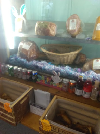 Gourmet Grocery Store «Nodines Gourmet Store», reviews and photos, 39 North St, Goshen, CT 06756, USA