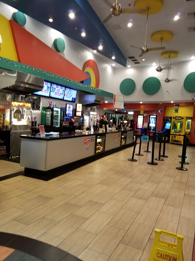 Movie Theater «Brea Plaza 5 Cinemas», reviews and photos, 453 S