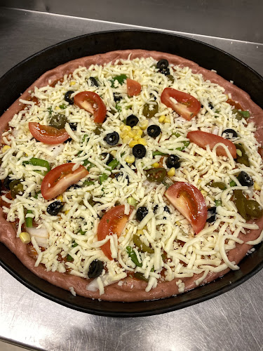 Fez Mezze & Pizza - Pizza