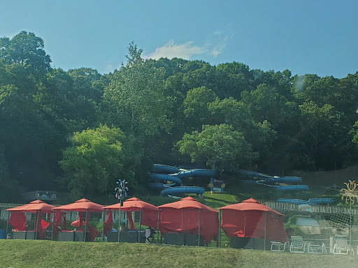 Water Park «Raging Rivers WaterPark», reviews and photos, 100 Palisades Pkwy, Grafton, IL 62037, USA