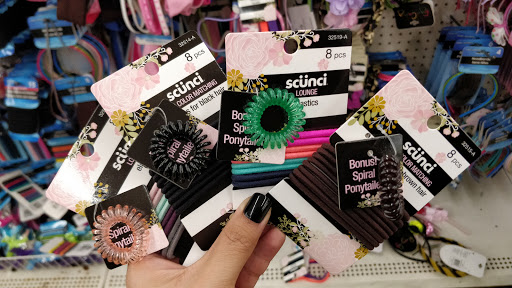 Dollar Store «Dollar Tree», reviews and photos, 1379 Ulster Ave, Kingston, NY 12401, USA