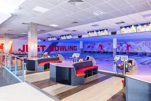 Ozone Bowling image