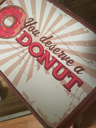 Donut Shop «Donut Burst», reviews and photos, 1870 S Garrison St, Lakewood, CO 80232, USA