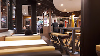 Atmosphère du Restauration rapide McDonald's Poitiers Sud à Croutelle - n°12