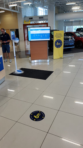 Used Car Dealer «CarMax», reviews and photos, 14920 N Nebraska Ave, Tampa, FL 33613, USA
