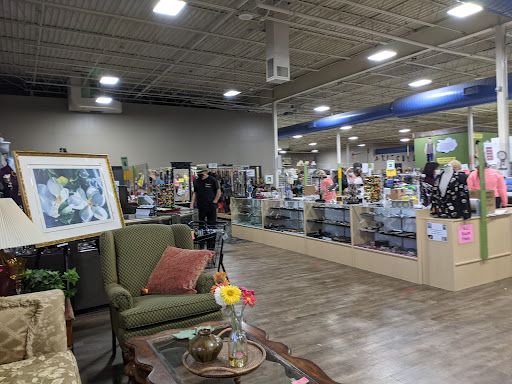 Thrift Store «Hillcrest Thrift Shop», reviews and photos