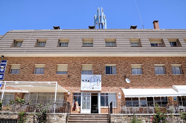 Hostal Alpino