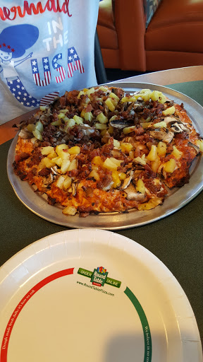 Pizza Restaurant «Round Table Pizza», reviews and photos, 3375 Port Chicago Hwy, Concord, CA 94520, USA