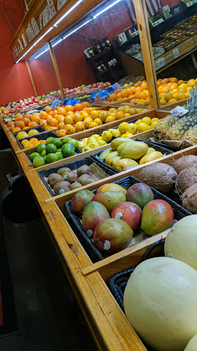 Gourmet Grocery Store «On the Vine Marketplace», reviews and photos, 75 Portsmouth Ave, Exeter, NH 03833, USA