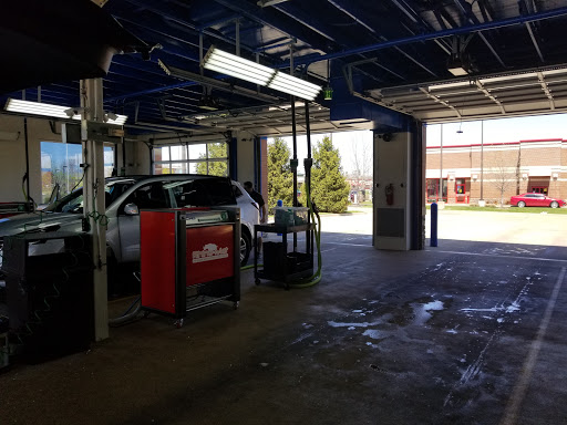 Martian Car Wash en St Charles