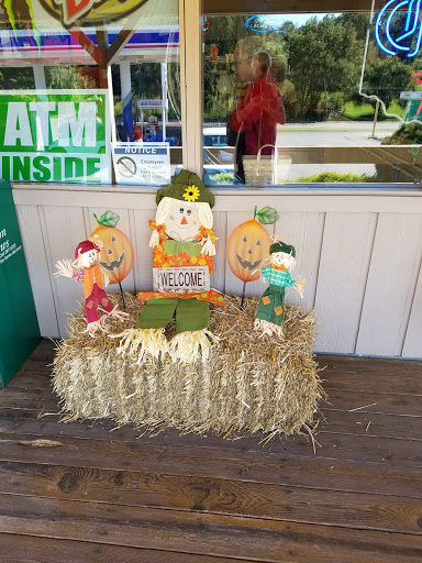 Convenience Store «Valley General Store», reviews and photos, 21971 Coshocton Rd, Howard, OH 43028, USA