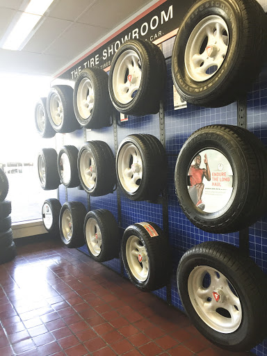 Tire Shop «Firestone Complete Auto Care», reviews and photos, 2001 Harney St, Omaha, NE 68102, USA