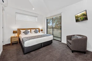 Fawkner Executive Suites & Serviced Apartments image
