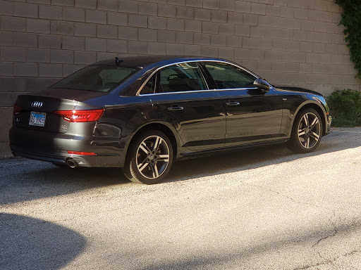 Volkswagen Dealer «Mike Haggerty VW», reviews and photos, 8920 S Cicero Ave, Oak Lawn, IL 60453, USA