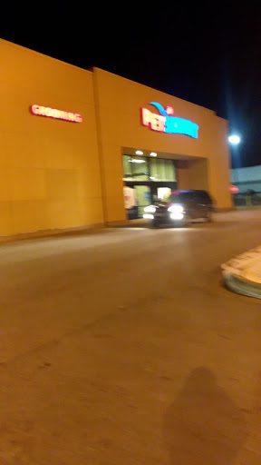 Pet Supply Store «PetSmart», reviews and photos, 443 N Rolling Meadows Dr, Fond du Lac, WI 54937, USA