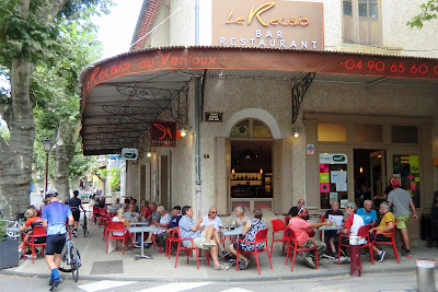 Le Relais Bar Restaurant à Bédoin