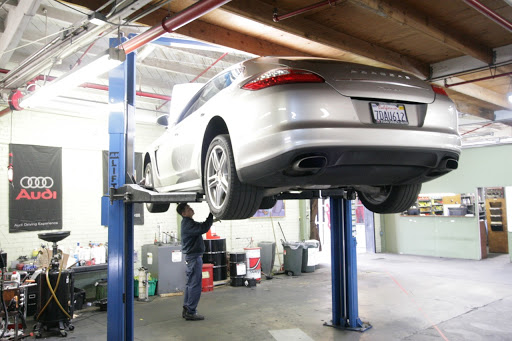 Auto Repair Shop «Zentrum Motors», reviews and photos, 1225 7th St, Oakland, CA 94607, USA